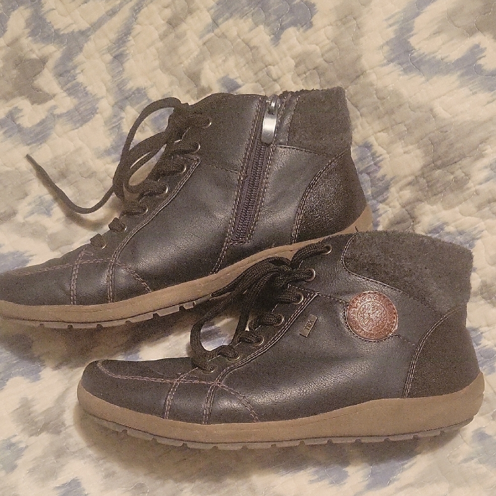 Taxi Blue Boot With Zipper- Womens